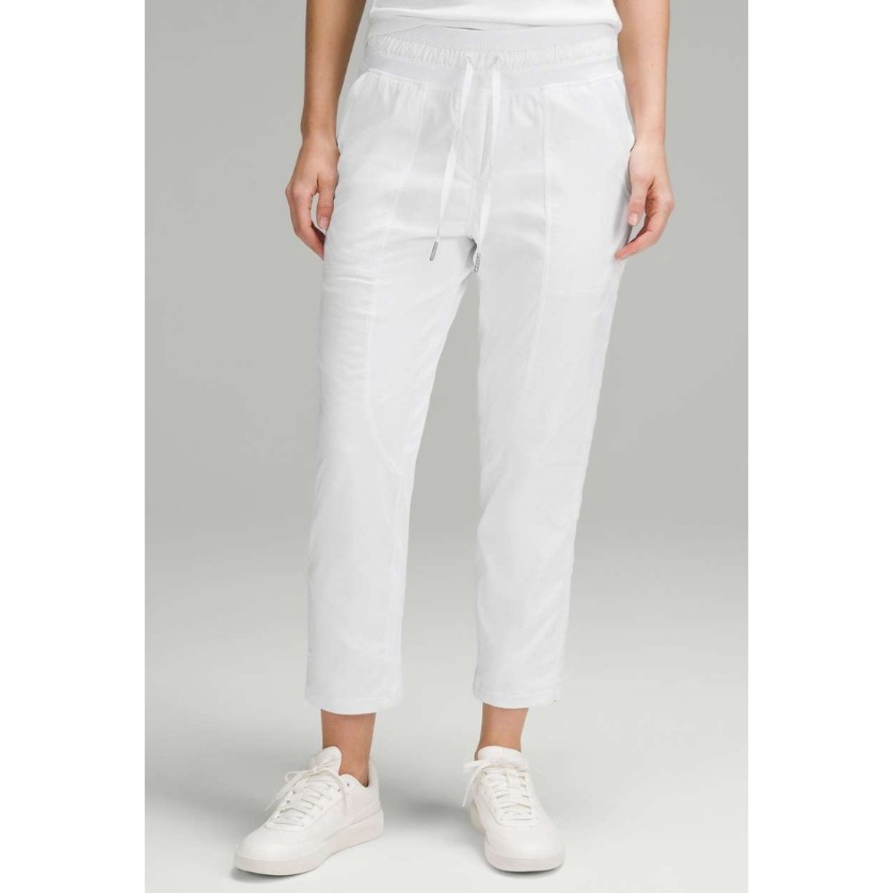 LULULEMON Dance Studio Pants White Toggle Hem Women's Size 8 Lined Cropped